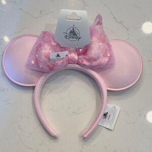 2025 Disney Parks Light Pink Minnie Mouse Ears with Sequin Bow